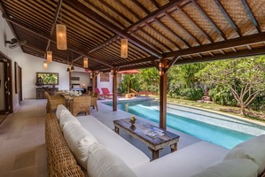  VILLA ARMIN CANGGU 