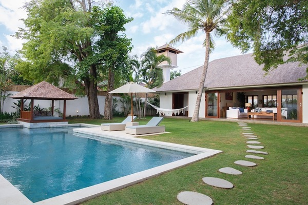  VILLA KIRAI UMALAS 