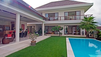  VILLA CANTIK 3 CANGGU 