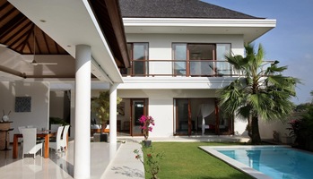  VILLA CANTIK CANGGU 