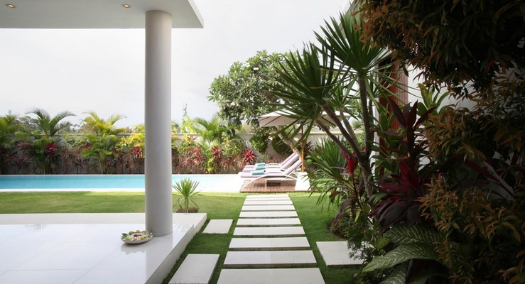  VILLA CANTIK CANGGU 