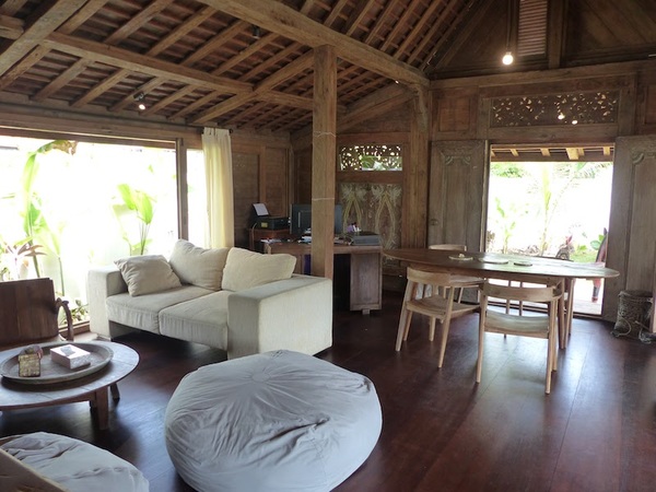  VILLA KAYU SANDY 