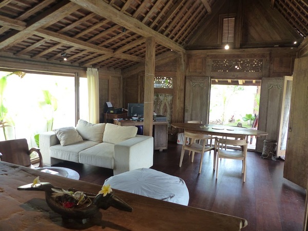  VILLA KAYU SANDY 
