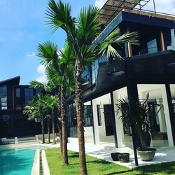  Villa HITAM 