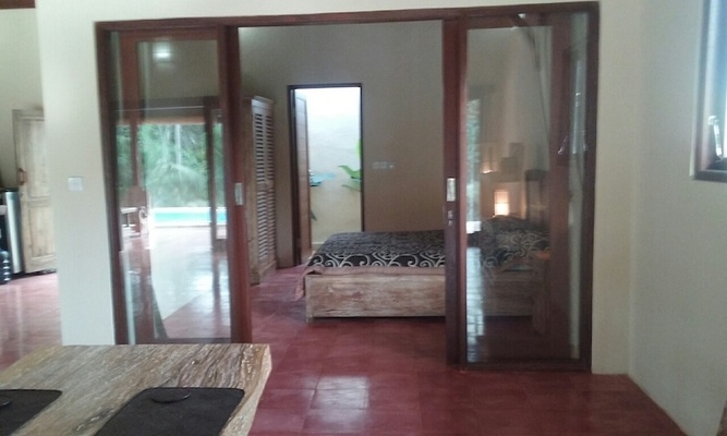  VILLA PELIATAN 