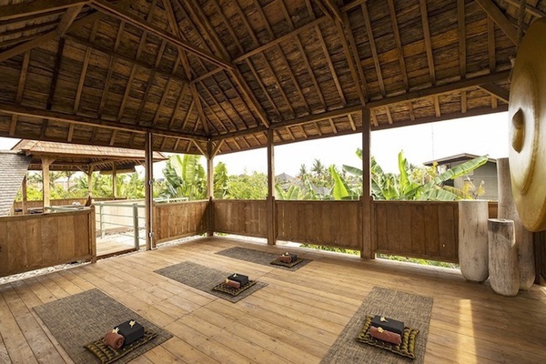  VILLA MANSON CANGGU 