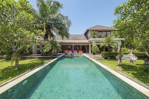  VILLA MANSON CANGGU 