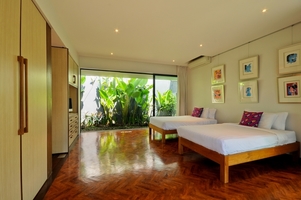  VILLA KAYU MAT CANGGU 