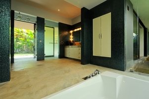  VILLA KAYU MAT CANGGU 