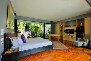  VILLA KAYU MAT CANGGU 