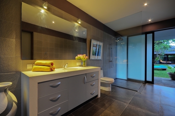  VILLA KAYU MAT CANGGU 