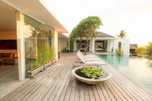  VILLA DELAPAN CANGGU 