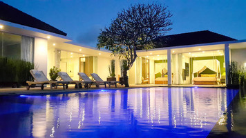  VILLA DELAPAN CANGGU 