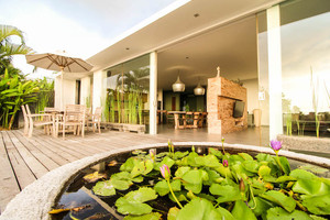  VILLA DELAPAN CANGGU 