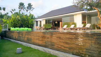  VILLA DELAPAN CANGGU 