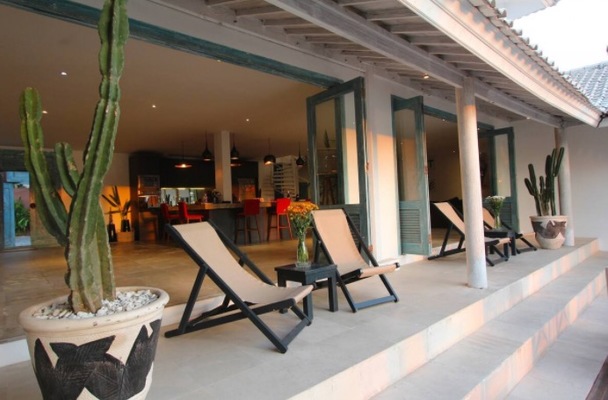  VILLA SENANG 