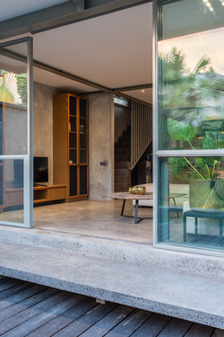  VILLA ALEPH 