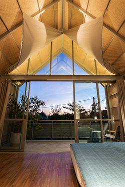  VILLA ALEPH 