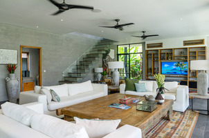  VILLA BATUBEACH 