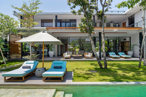  VILLA BATUBEACH 