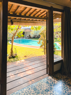  VILLA LANTAI UMALAS 