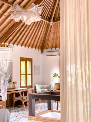  VILLA LANTAI UMALAS 