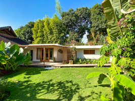  VILLA LANTAI UMALAS 