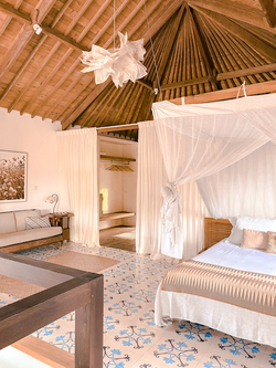  VILLA LANTAI UMALAS 