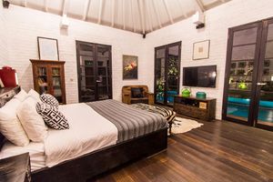  VILLA NASI PUTIH UMALAS 