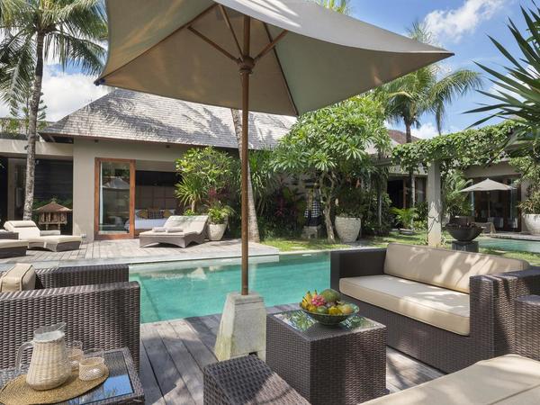  COMPLEX 3 VILLAS OBEROI 
