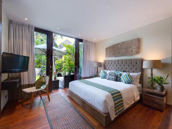  COMPLEX 3 VILLAS OBEROI 