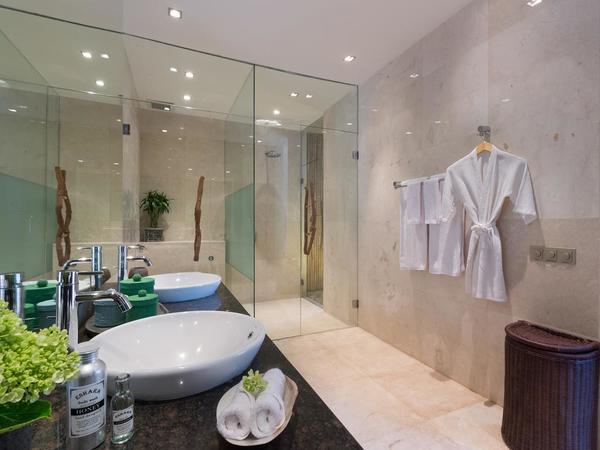  COMPLEX 3 VILLAS OBEROI 