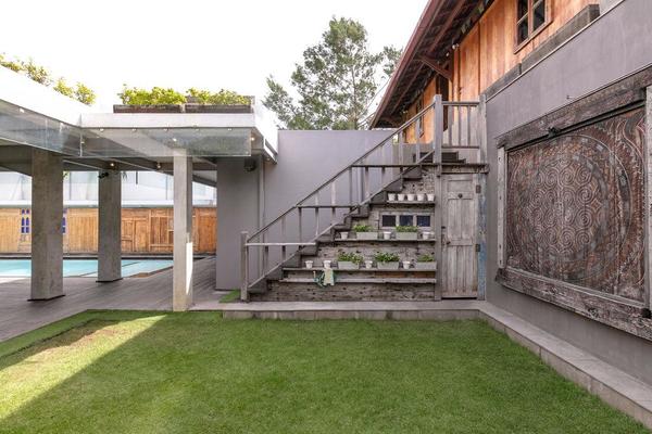  VILLA LOCLA 