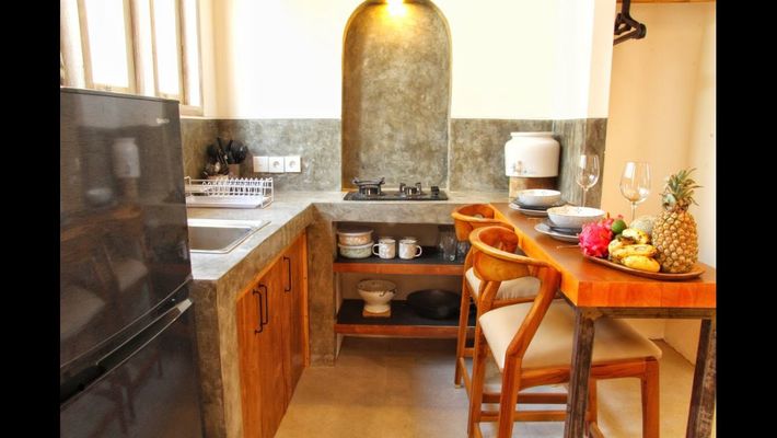  VILLA KAYU KECIL 