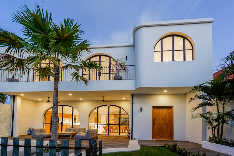  VILLA AZUR 