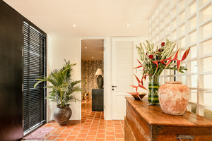  VILLA WHITE JOGLO 