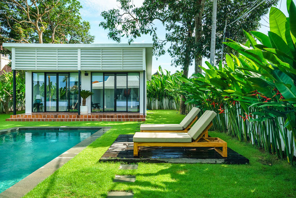  VILLA WHITE JOGLO 