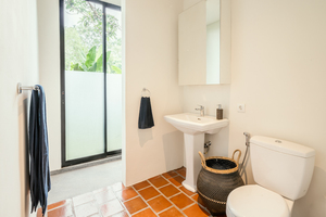  VILLA WHITE JOGLO 