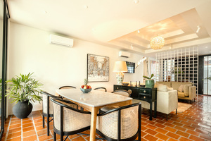  VILLA WHITE JOGLO 