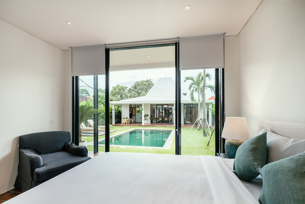  VILLA WHITE JOGLO 