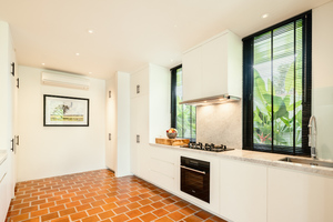  VILLA WHITE JOGLO 