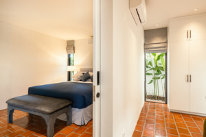  VILLA WHITE JOGLO 