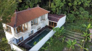  VILLA FLORI 