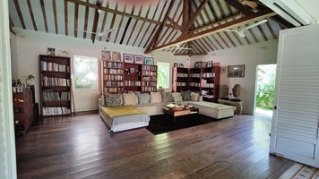  VILLA NYAMAN 