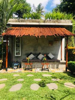  GUESTHOUSE CEMAGI 