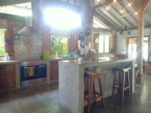  GUESTHOUSE CEMAGI 