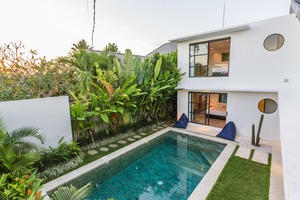  VILLA DONA 
