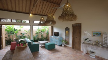  VILLA KODOLOLO 