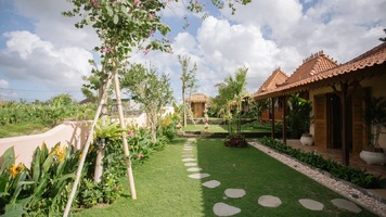  VILLA KODOLOLO 