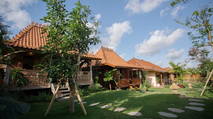  VILLA KODOLOLO 
